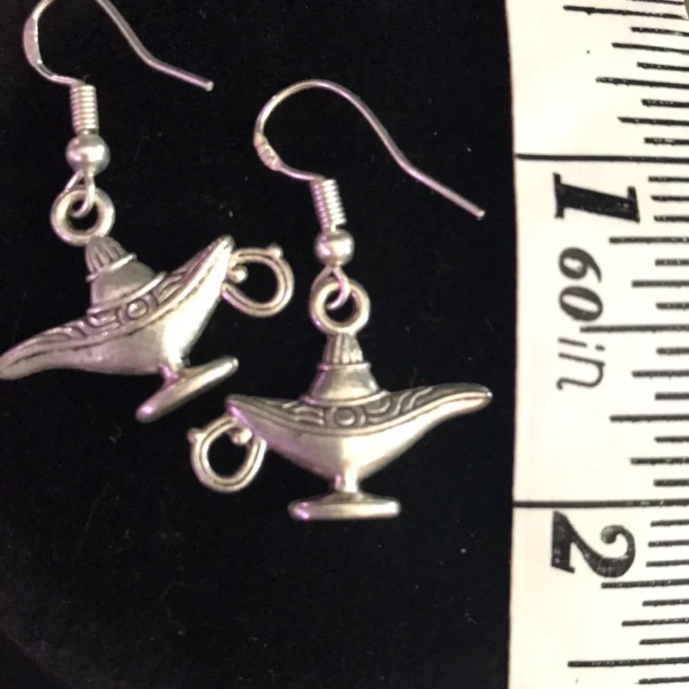 Silver Tone Genie Lamp French Wire Pierced Earrings Aladdin Magic Lantern